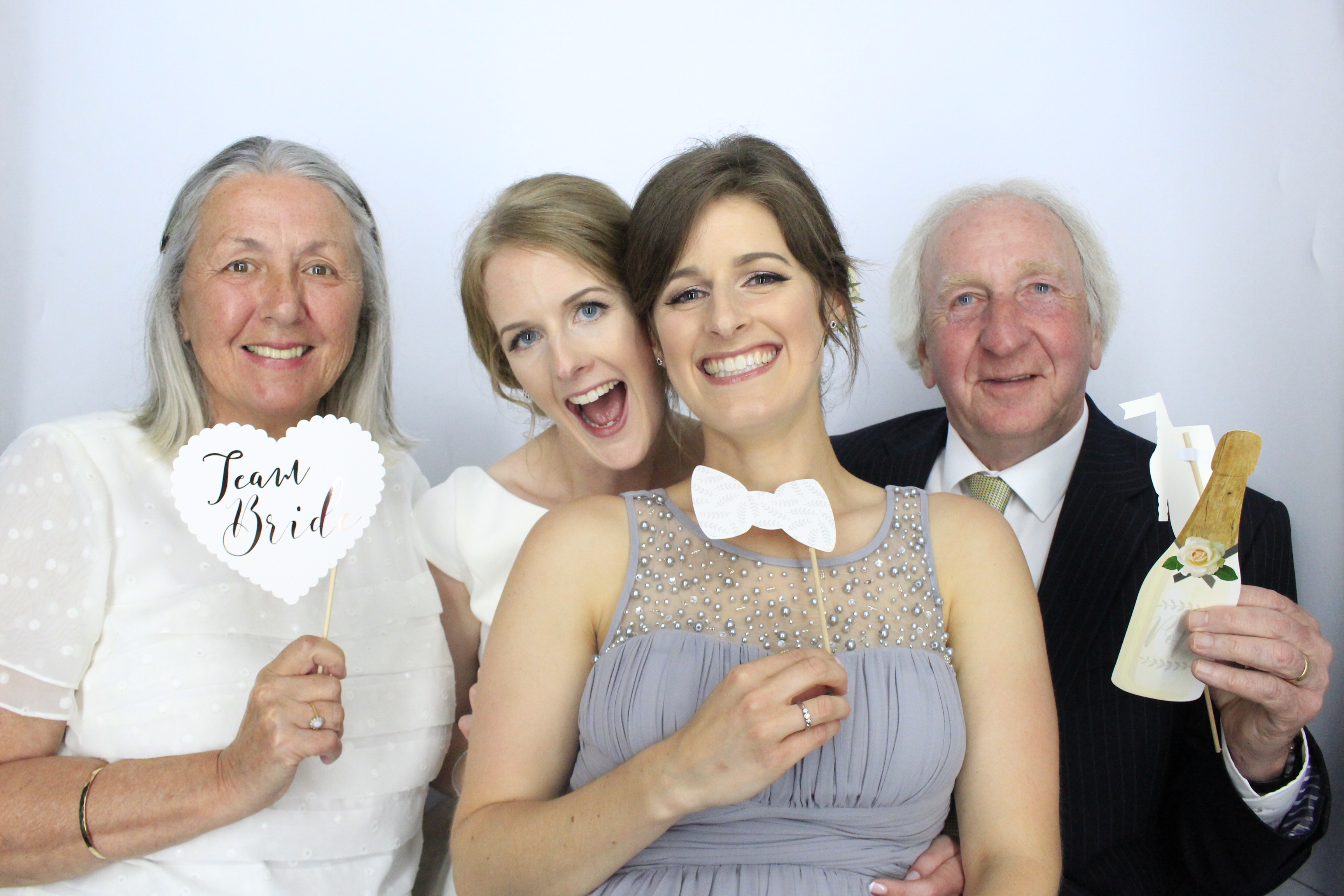 Andy and Emma's Wedding | View more photos from the event at gallery.myphotoboothexperience.co.uk/u/MyPhotoBoothExperienceLtd/Andy-and-Emmas-Wedding